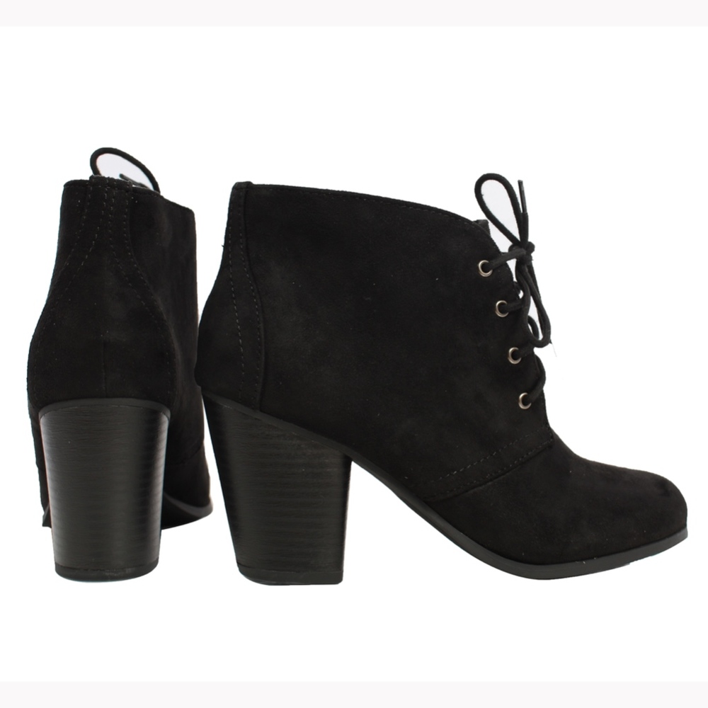 Size 8.5 Black Faux Suede Lace Up Stacked Heel - Picture 4 of 8